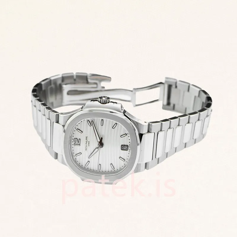 Patek Philippe Nautilus Ladies 7118/1A-010 32mm Bracelet