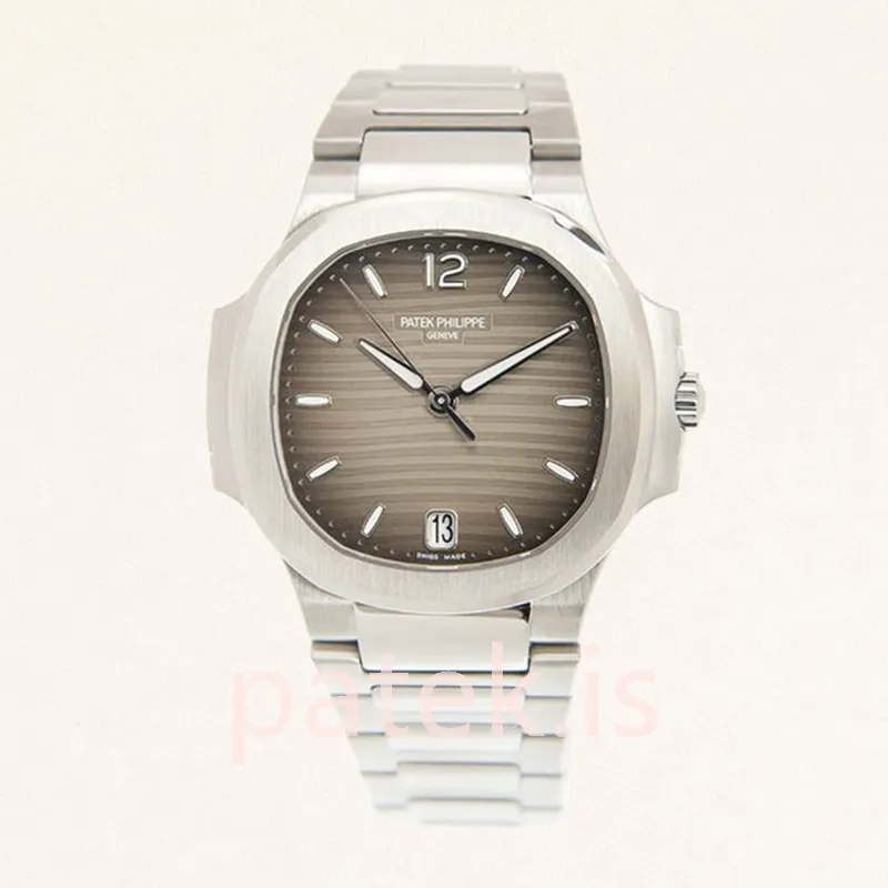 Patek Philippe Nautilus Ladies 32mm 7118/1A-011 Bracelet Silver-tone