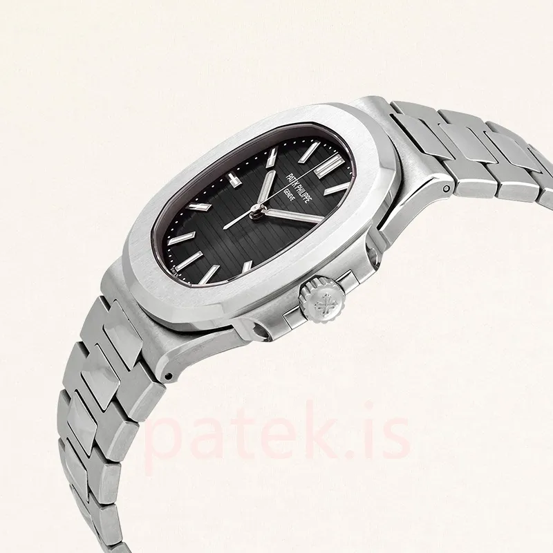 Patek Philippe Nautilus 5711/1A Men's 40mm Bracelet Silver-tone