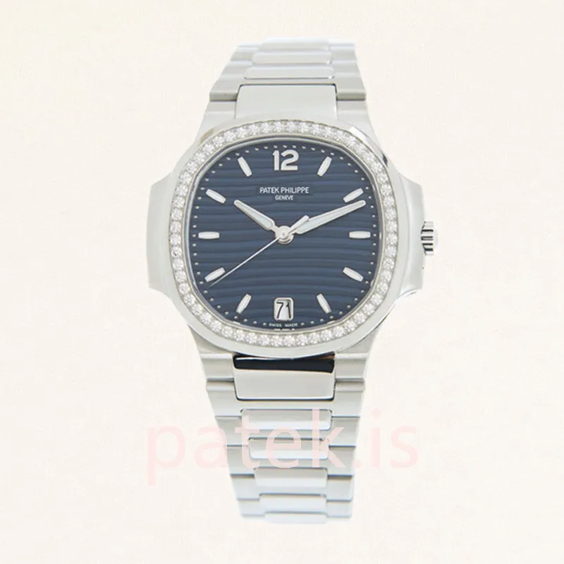 Patek Philippe Nautilus 7118/1200A-001 Ladies 32mm Silver-tone