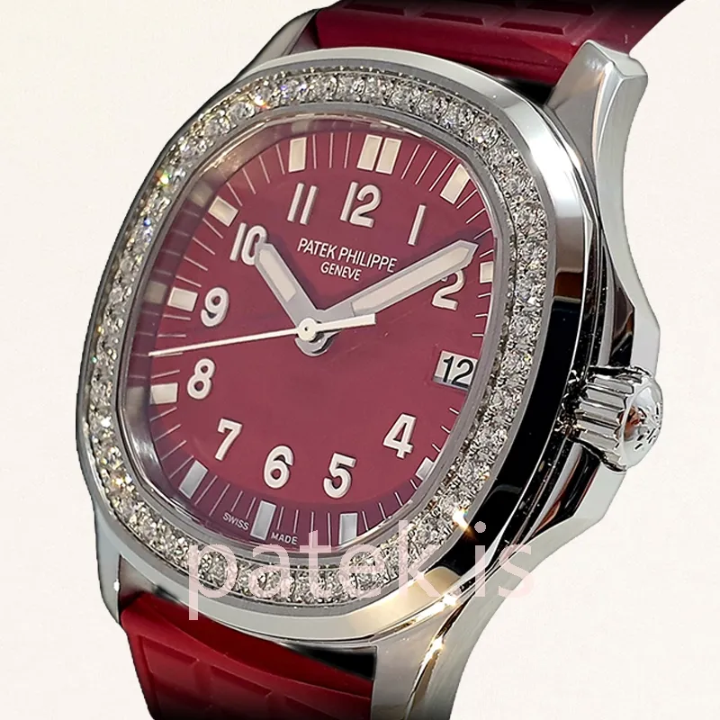 Patek Philippe Aquanaut Ladies 32mm 5067A-027 Quartz